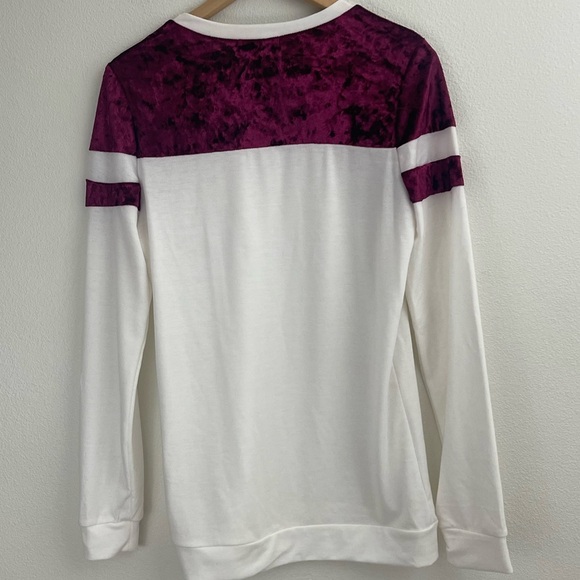 ZUTTER CREW NECK SOFT WHITE FLEECE SWEATSHIRT VELVET ACCENT SHOULDER & SLEEVES - Picture 2 of 9
